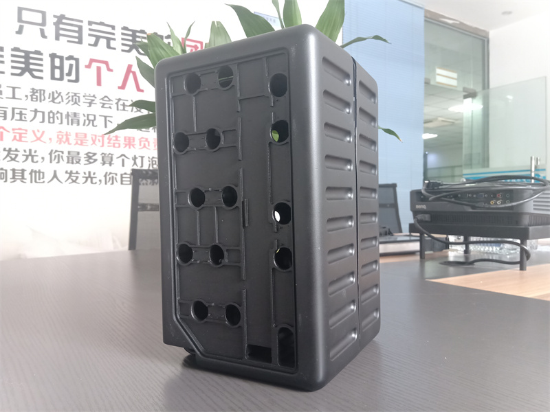 新能源電池盒(abs+pc)